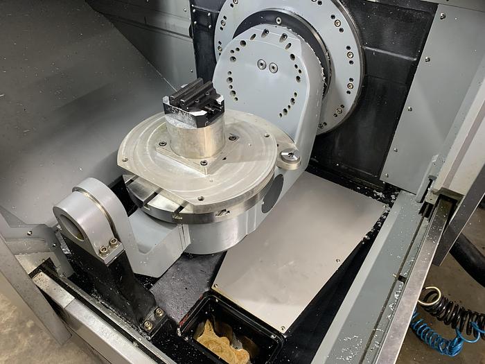Used 2018 HURCO VC500i 5-Axis Vertical Machining Center