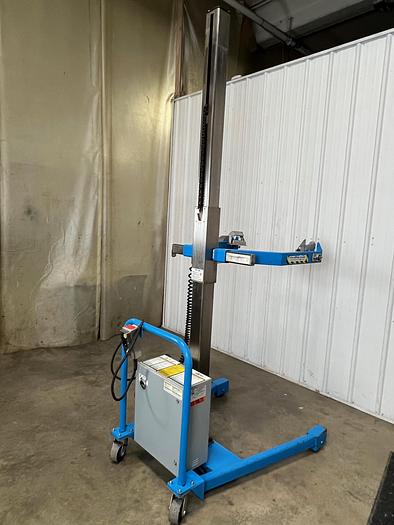 Used Savage Bowl Lift - Model 0712 HT