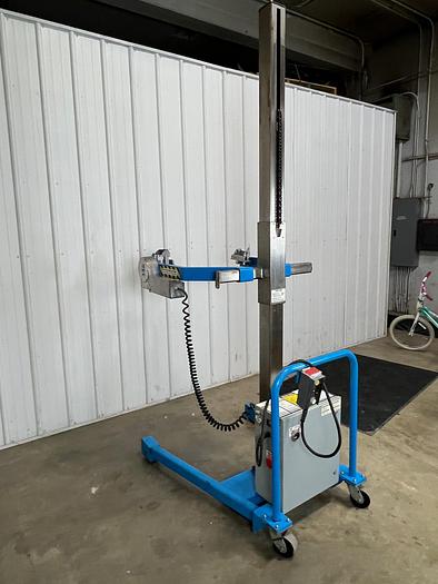 Used Savage Bowl Lift - Model 0712 HT