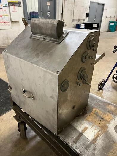 Refurbished ACME MRS11 Pizza Sheeter