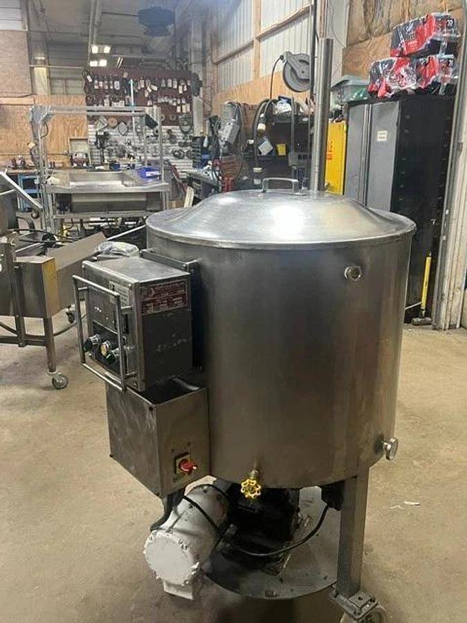 Refurbished Savage Bros. Chocolate Melter / Temperer - 450# - Model 450C.M.