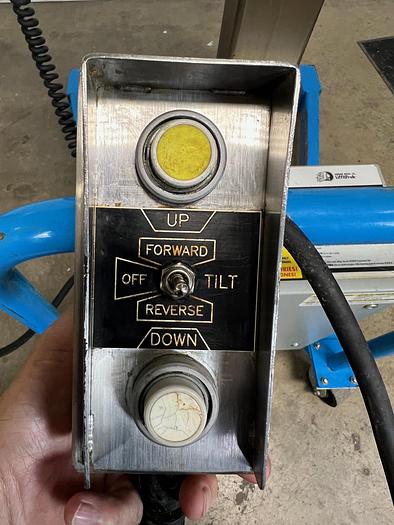 Used Savage Bowl Lift - Model 0712 HT