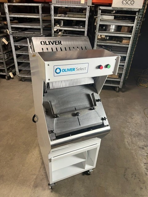 Used Oliver Select Bread Slicer - 747-NS - 1/2" Slice - Demo Unit