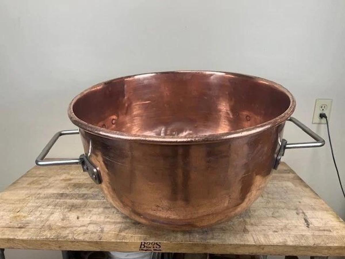 Used Copper Kettle - Savage Bros. - Candy / Chocolate