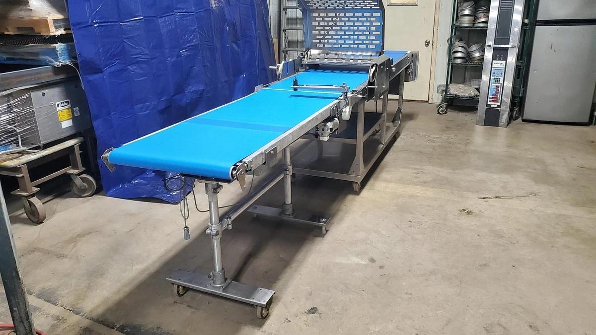 Used Rondo Cutting Table with Infeed Table - Refurbished