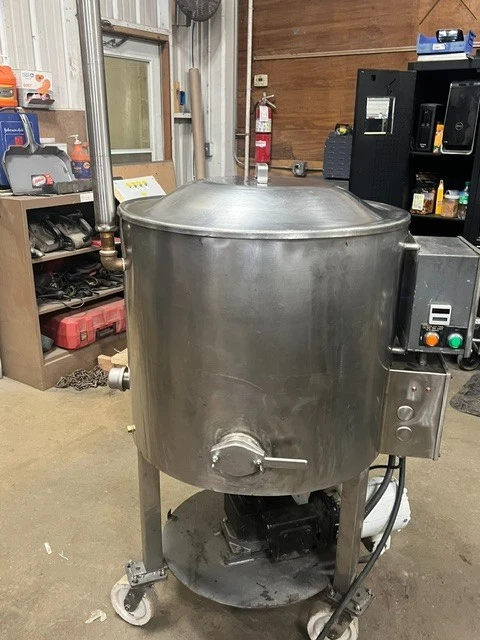 Refurbished Savage Bros. Chocolate Melter / Temperer - 450# - Model 450C.M.