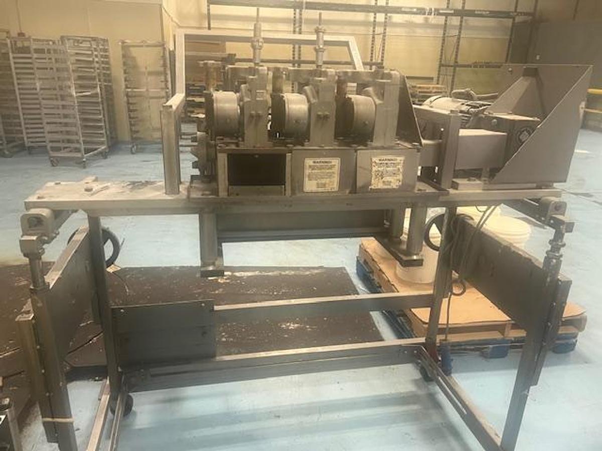 Used Share Similar Items Sponsored See all   LAST ONE BELSHAW MARK II Donut Robot Machine Conveyor Fryer - Watch Running Video! Pre-owned $3,495.00 + shipping 47 watchers   Belshaw 618 Electric Donut Fryer Refurbished $4,750.00 + $350.00 shipping Seller with 100% positive feedback   Used Belshaw HG18EZ Manual Stainless Doughnut Icing Glazer EZ Lift Applicator Pre-owned $399.00 + $50.00 shipping   BELSHAW ADAMATIC TG-50 ELECTRIC CONVEYOR DONUTS THERMOGLAZER Pre-owned $815.99 previous price$959.99 15% off + $399.00 shipping Seller with 100% positive feedback Belshaw C-10 Donut System - 400dz/hr