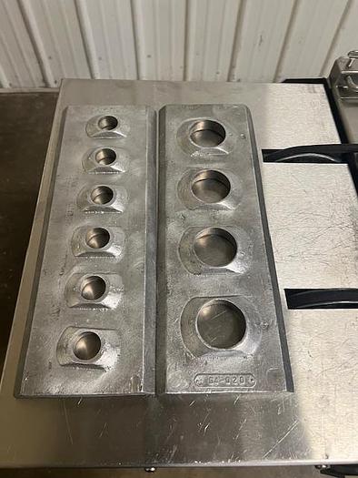 Used Magna Mixer Cookie Depositor - Model 17V-SX3-G - Variable Speed