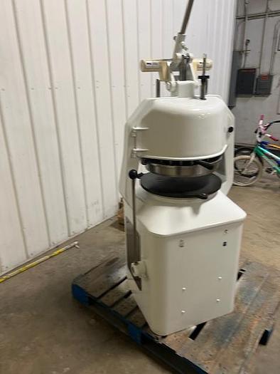 Used Dutchess 36 Part Divider Rounder - Model JN - Refurbished