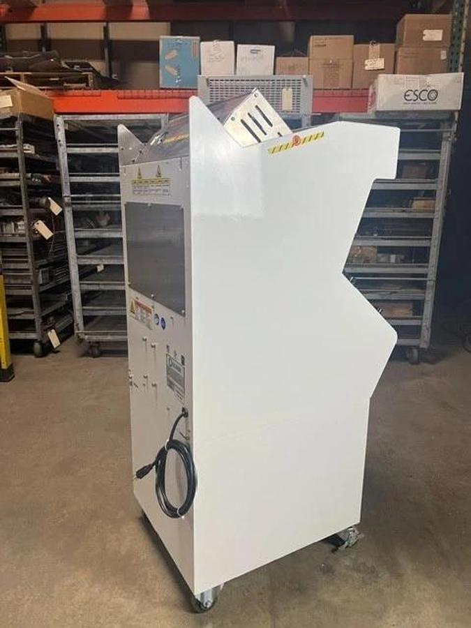 Used Oliver Select Bread Slicer - 747-NS - 1/2" Slice - Demo Unit