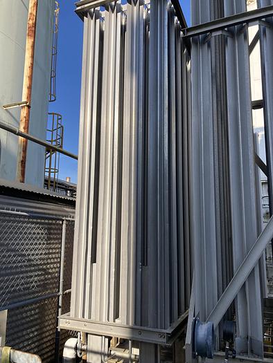 Used Used CryoQuip Inc.  Ambient vaporizer. Model VAI-824-FXL12