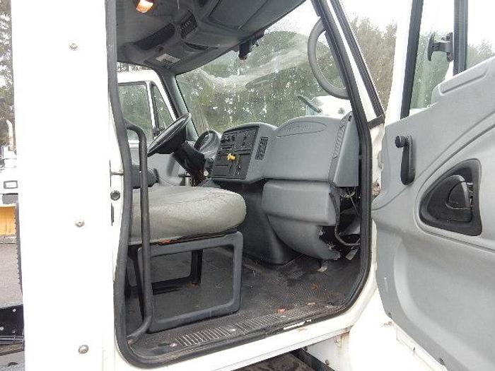 Used 2003 International 7400- Stock #: 8680