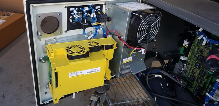 Used FANUC LR MATE 200iD 6 AXIS CNC ROBOT WITH R30iB CONTOLLER