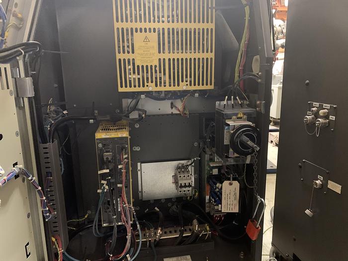 Used FANUC R2000iB/125L 6 AXIS CNC ROBOT WITH R30iA CONTROLLER