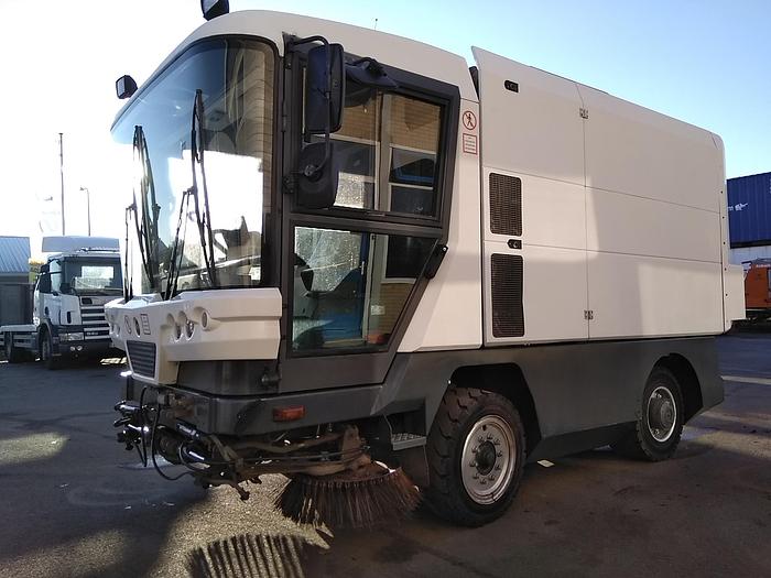 Gebruikt 2006 Ravo 530 STH