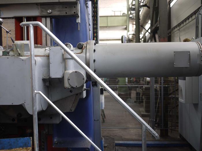 Used Lathe Vertical Turning CNC 8920