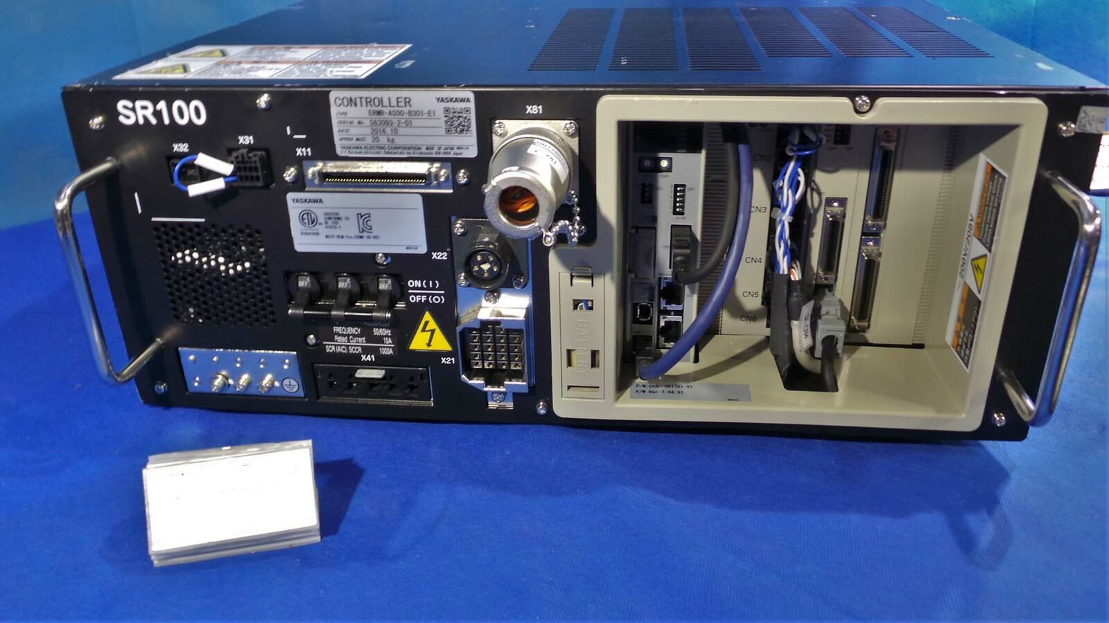 Used Yaskawa ERMR-AS00-B301-E1 Robot, Controller Robot, ERMR-AS00-B301-E1 / RS100 / Yaskawa