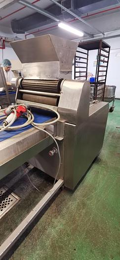 Used LARGE LAYERER