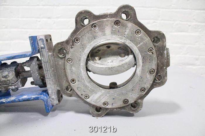 Used Neles Jamesbury 4" Hand Operated Butterfly Valve #30121