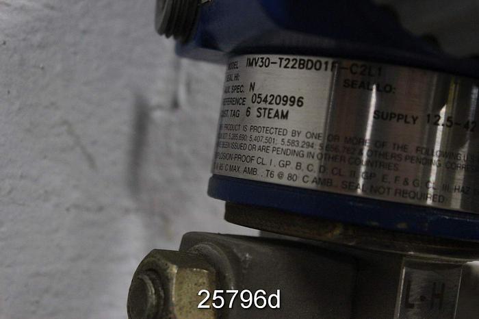 Used Foxboro IMN30-T22BD01F-C2L1 Pressure Transmitter, Cal 0-200  In Water, Supply 12.5-42 Vdc, Max W.P. = 300 Psi #25796