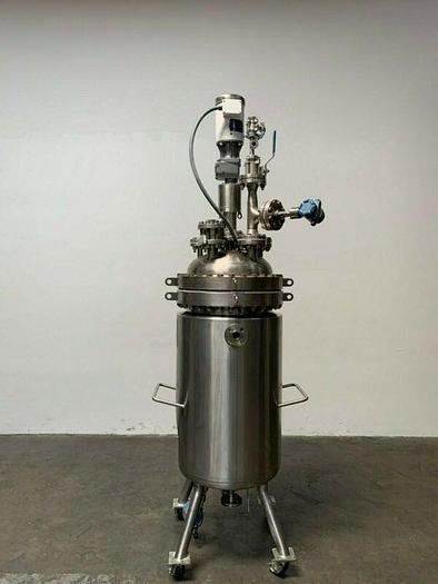 Used T&C 200 L Stainless Steel Jacketed Bioreactor High Pressure @ 400 PSI w/ Mixer