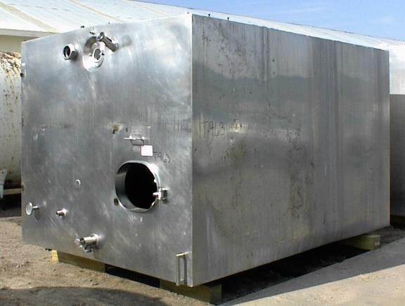 Usado 3000 GALLON STORAGE TANK.  MUELLER MODEL SRW SERIAL SRW-27236