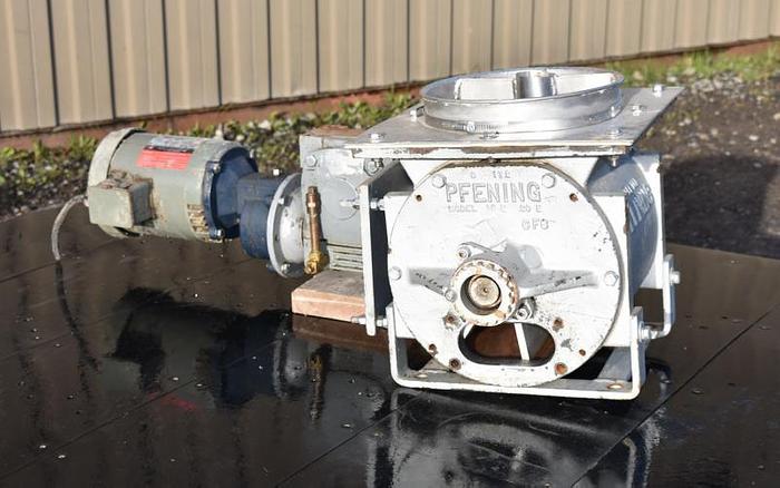 D'occasion USED ROTARY AIR LOCK VALVE, SIZE: 10'' X 4'' BLOW-THROUGH, CAST IRON, PFENING