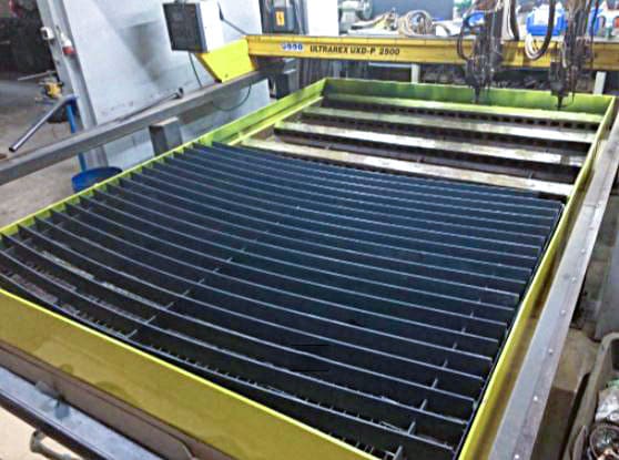 Used Esab Ultrarex  UXD-P 250 - Plasma cutting - 1998