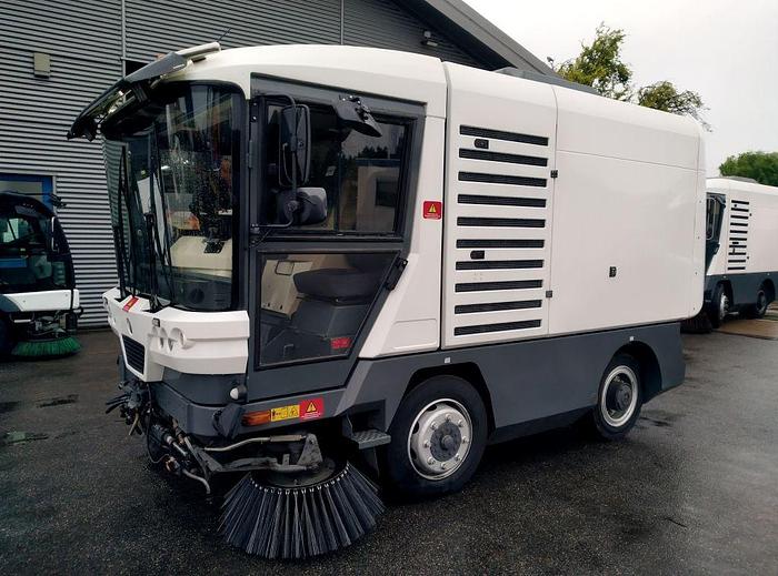 Gebruikt 2012 Ravo 540STH