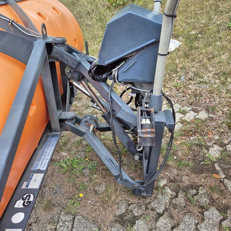 Used 2005 Nido SNK330 EPZ