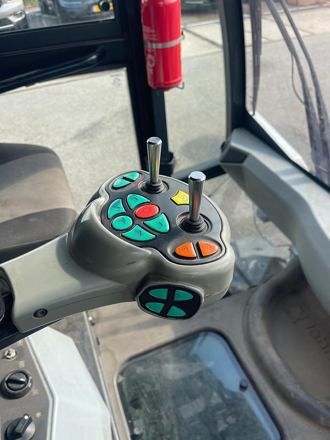 Used 2018 Johnston C401