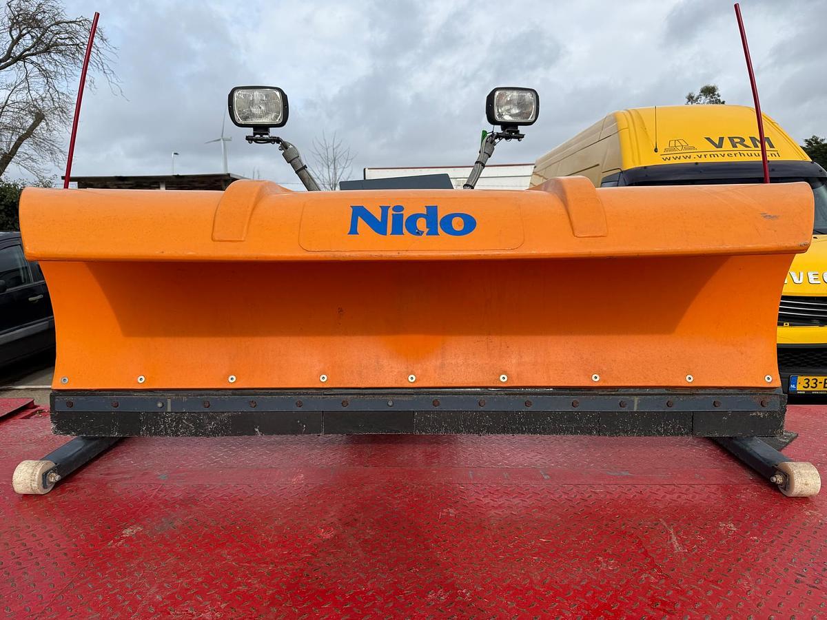 Used 2000 Nido SNK210