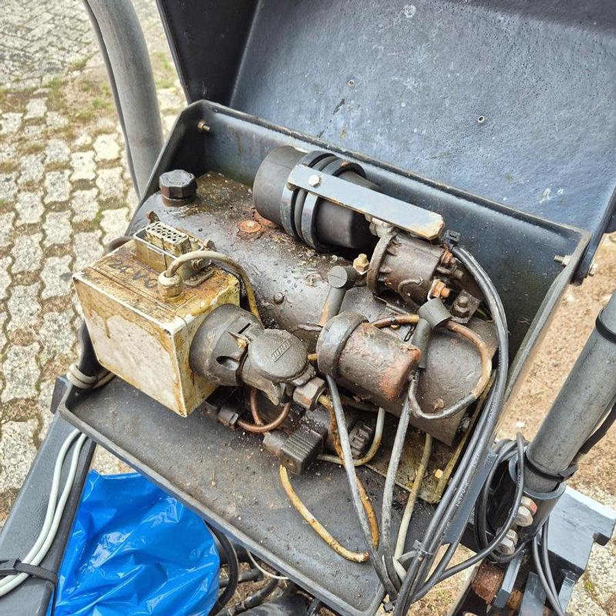 Used 2005 Schmidt SNK37