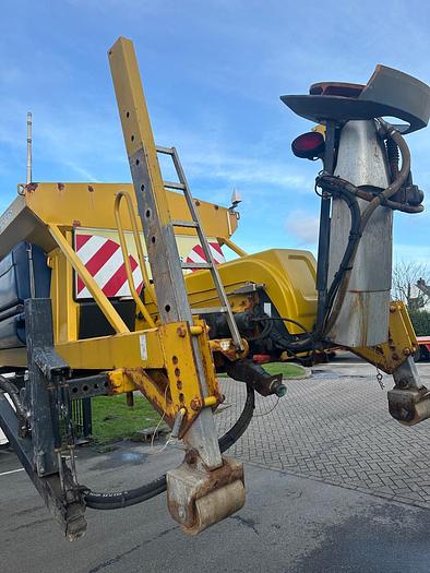 Used 2001 Nido Stratos B50-42 PALN