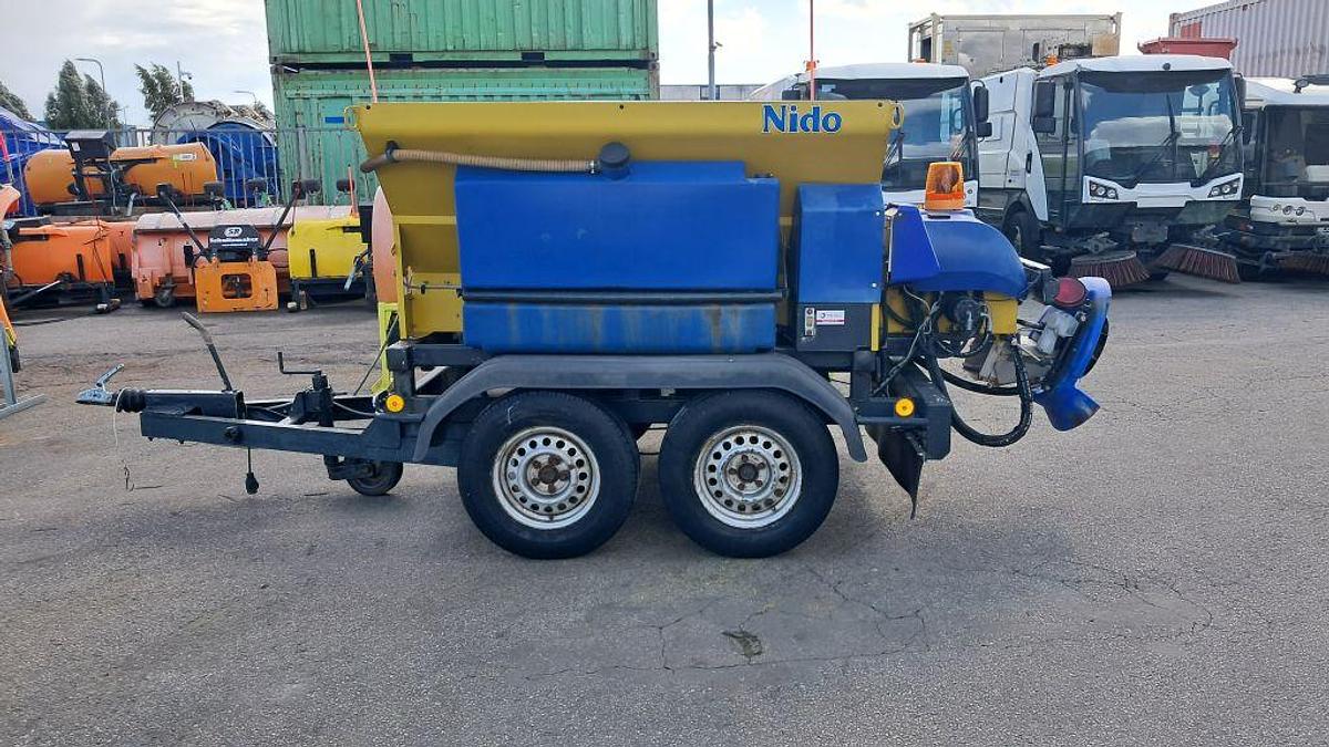 Used 2006 Nido Stratos B11-18 ACLN280