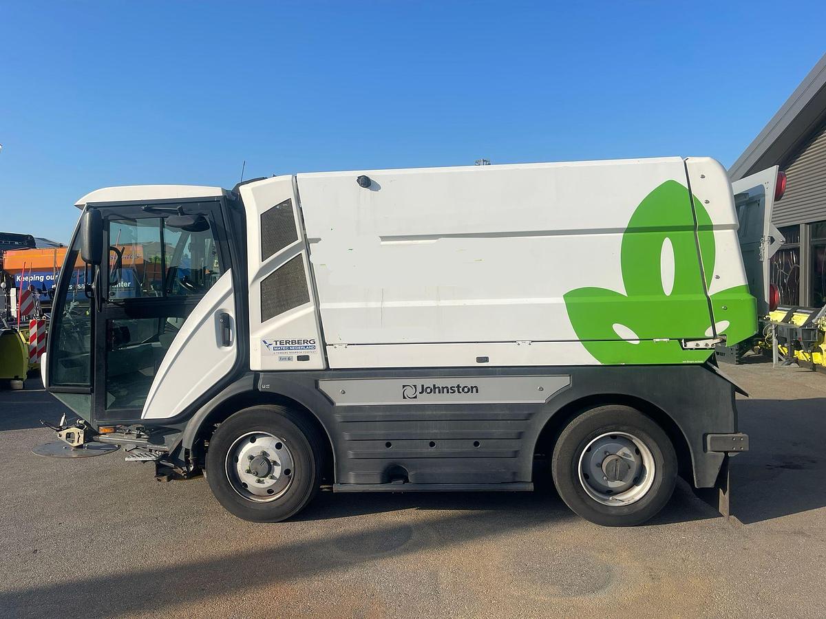 Used 2019 Johnston C401