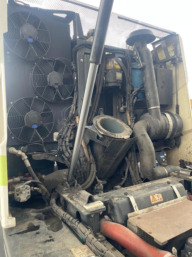 Used 2018 Johnston C401