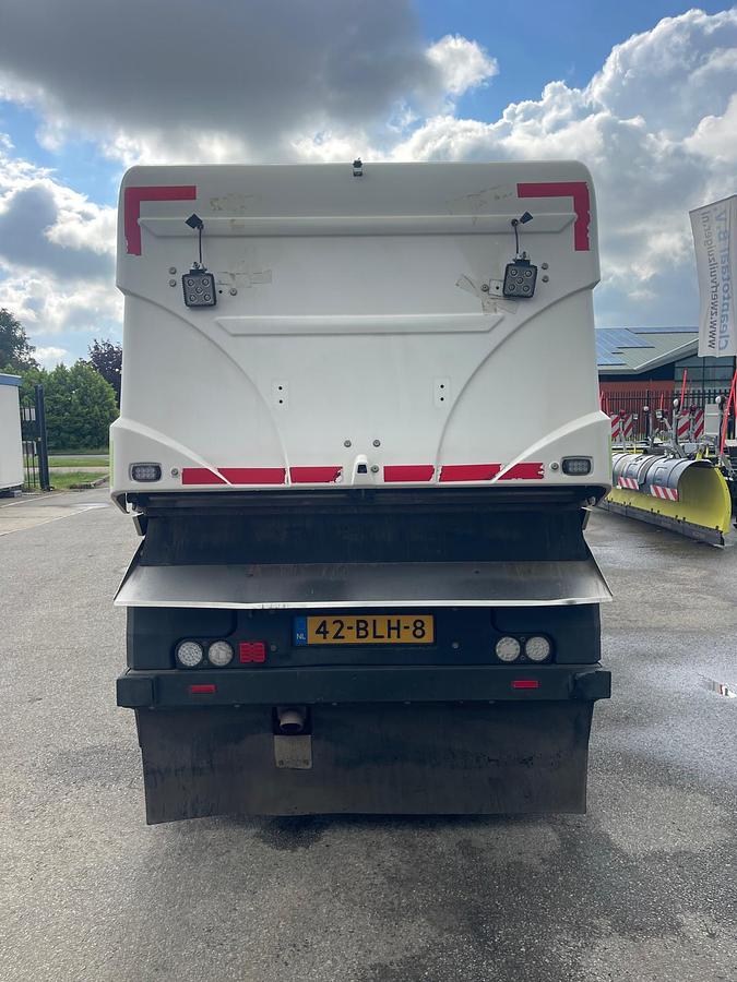 Used 2018 Johnston C401