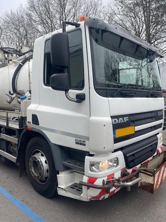 Used 2011 DAF FA CF75.310 / BekkerLaGram kolkenzuiger