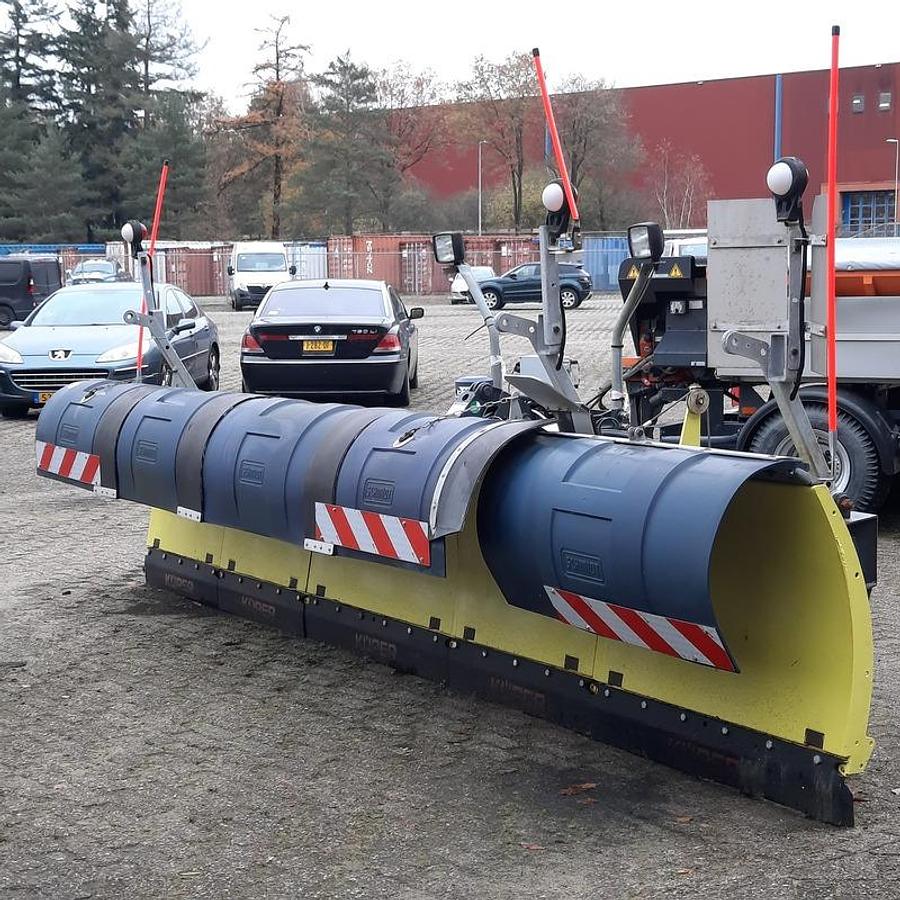 Used 2005 Nido ML51A