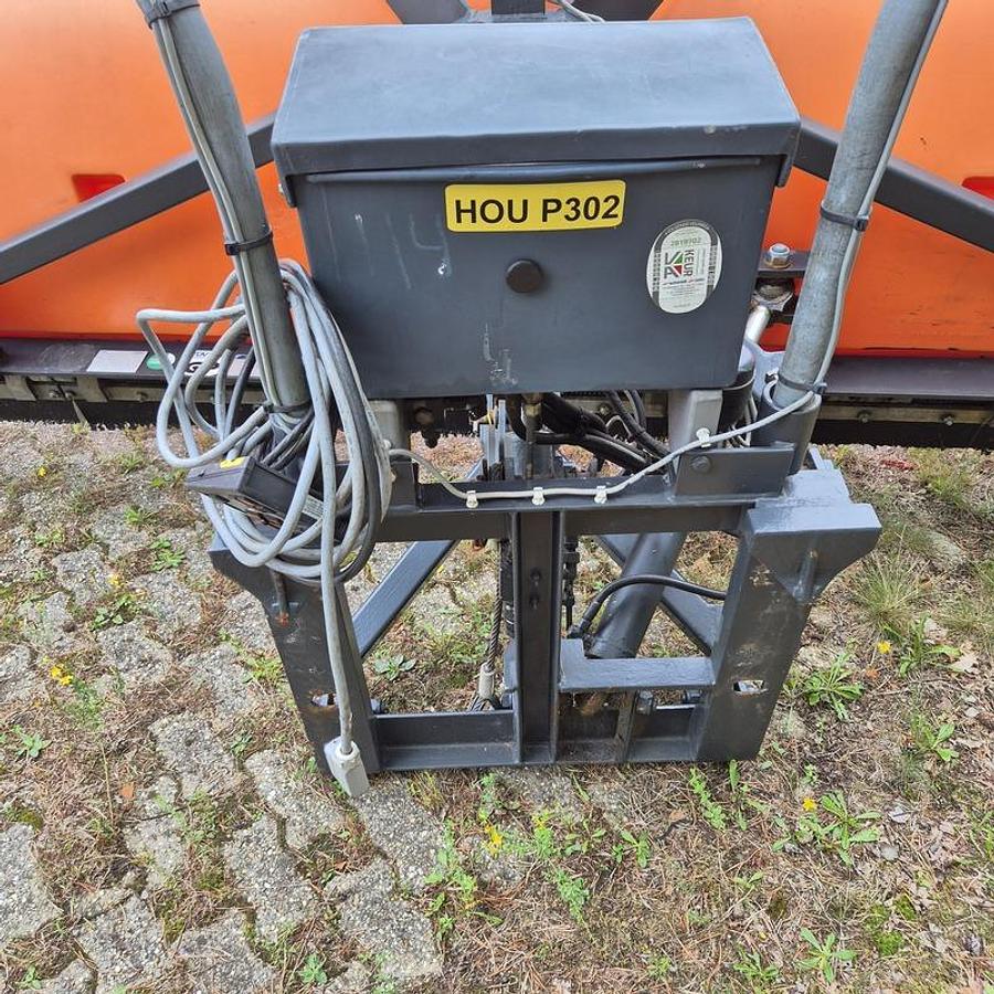 Used 2005 Nido SNK330 EPZ