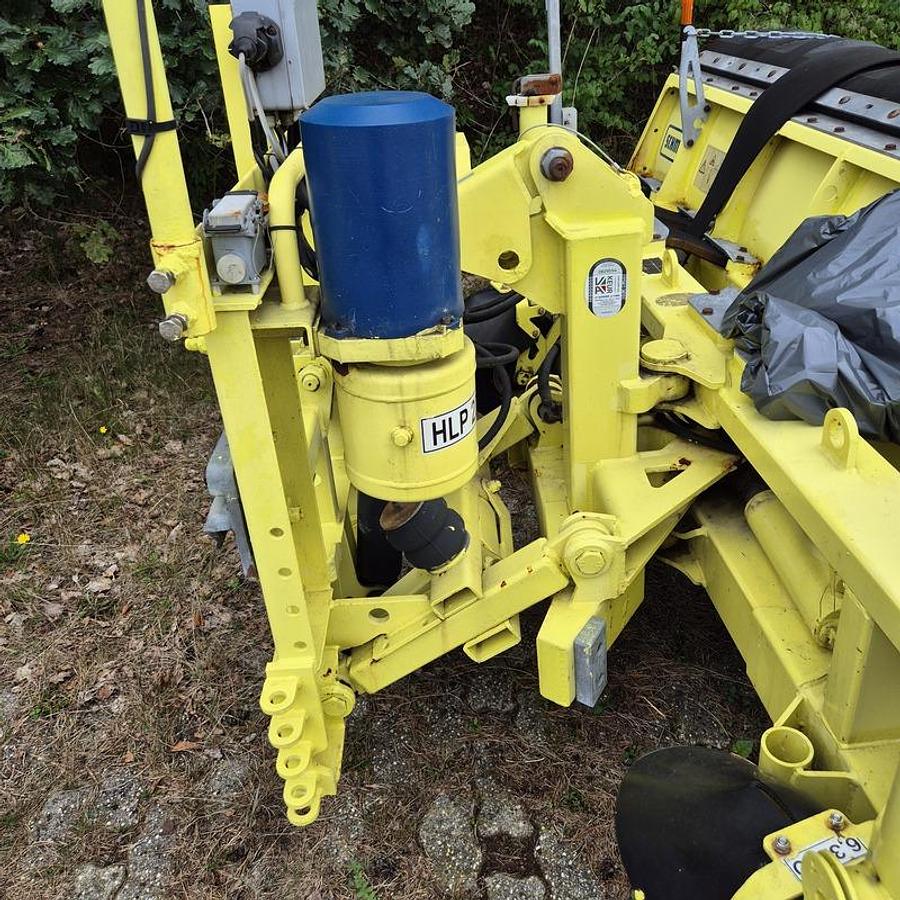 Used 2003 Schmidt Cirron SL32