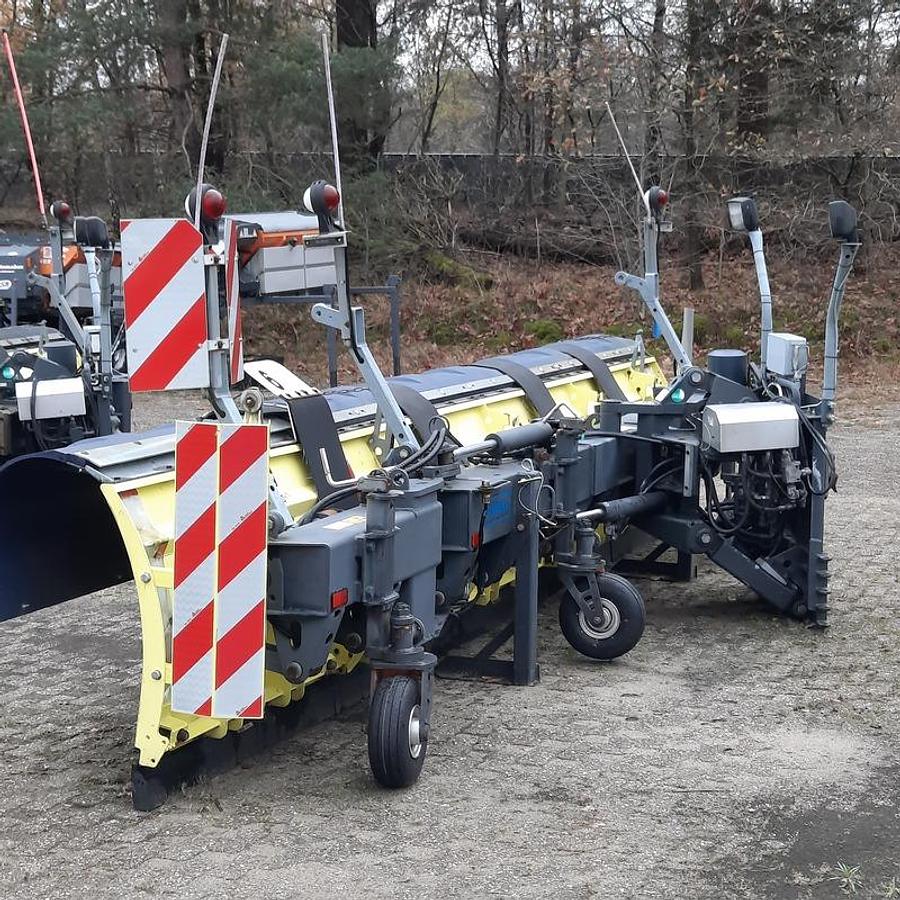 Used 2005 Nido ML51-A