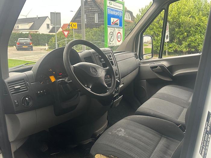 Used 2012 Mercedes-Benz 516Cdi met kolkenzuigeropbouw