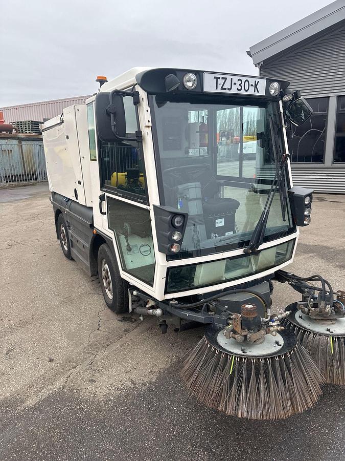 Used 2017 Schmidt Swingo 200