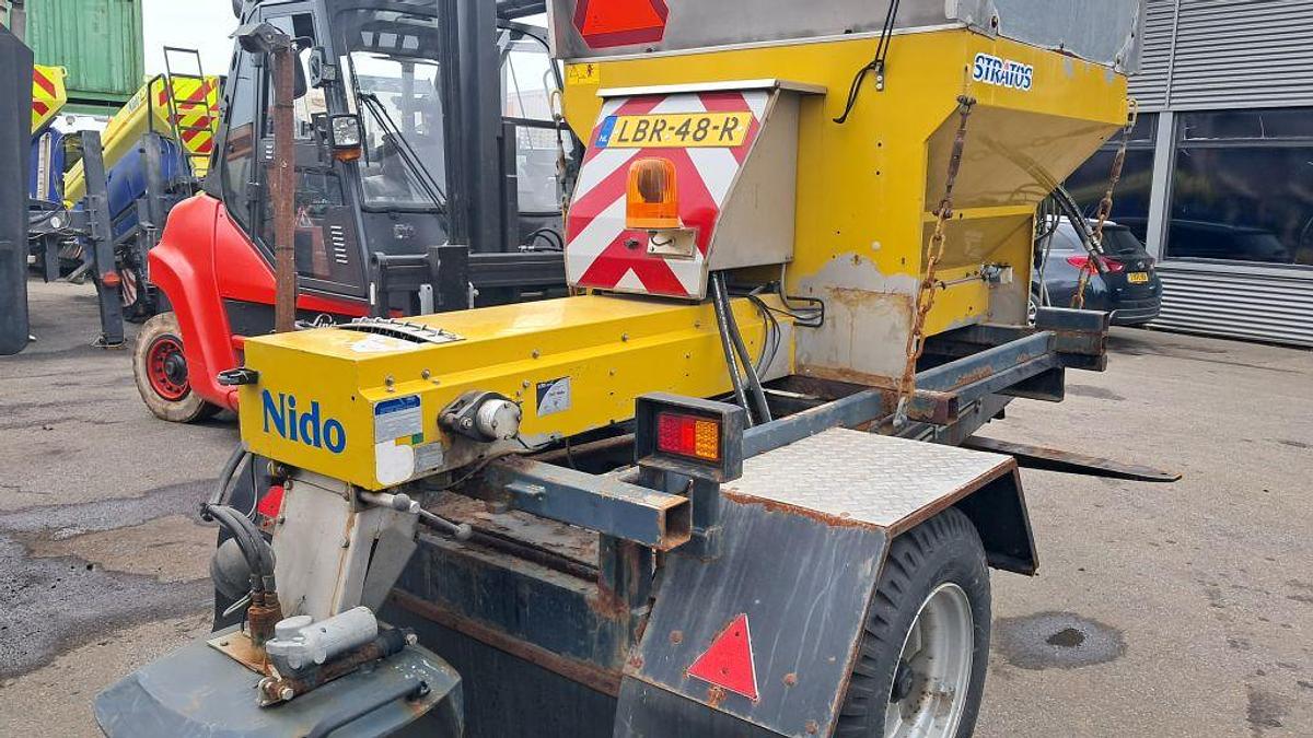 Used 2000 Nido Stratos B11-24 PAX