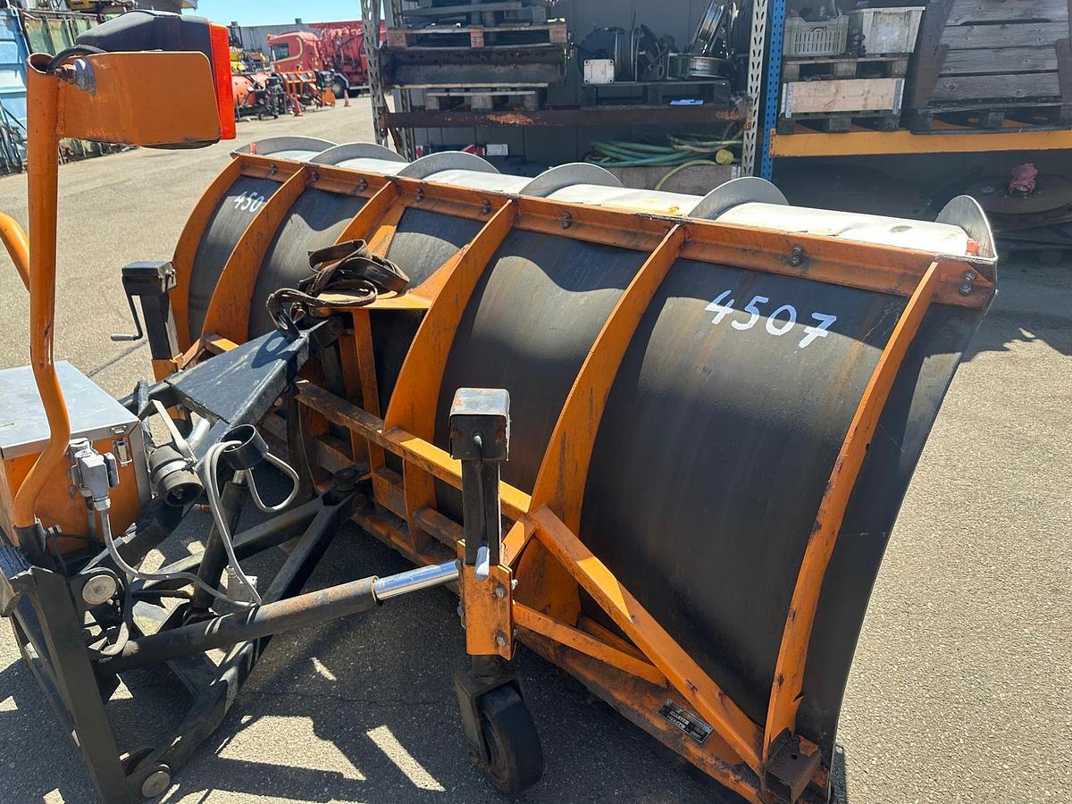 Used 2004 Jongerius JMK300