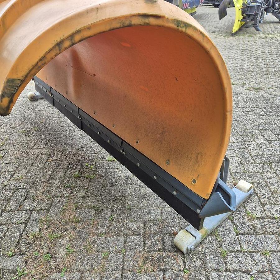 Used 2001 Nido SNK270