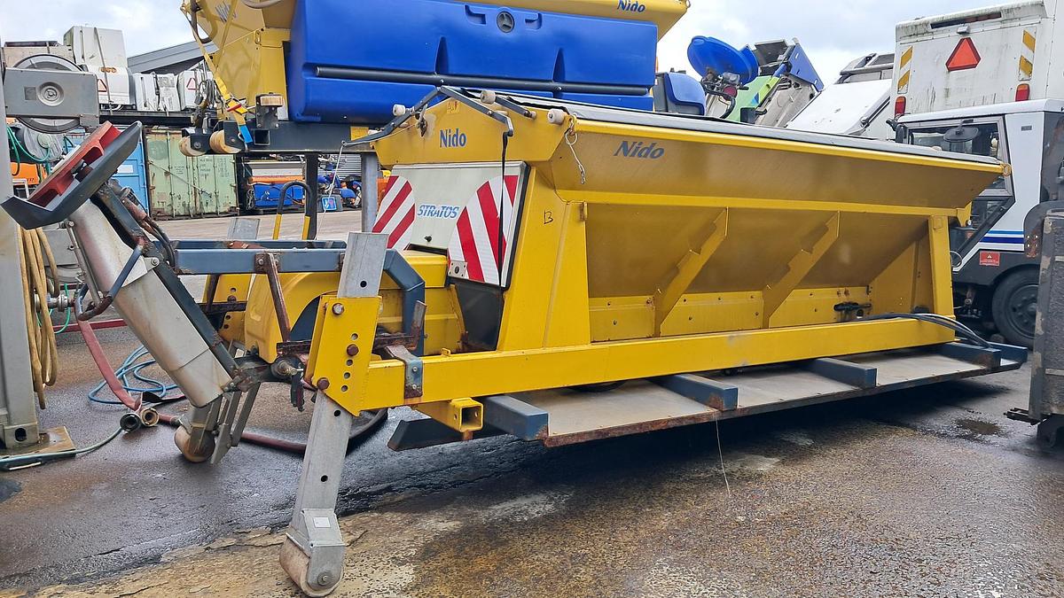 Used 2003 Nido Stratos B40-36 VAX