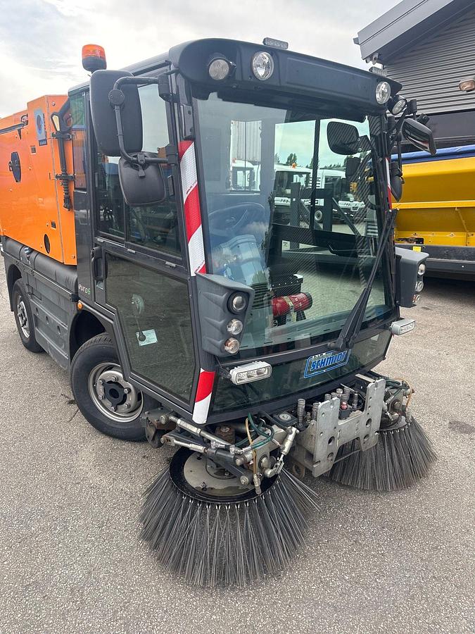 Used 2017 Schmidt Swingo 200